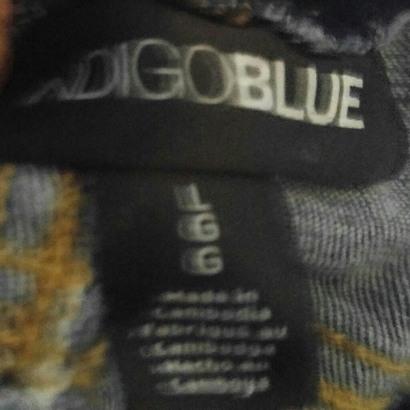 There is 6 pairs of maternity shorts - Picture 3 of 6